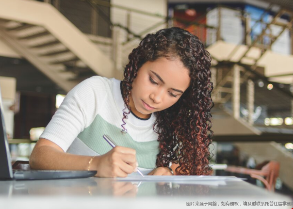 美國留學(xué)擇校數(shù)量.png 美國留學(xué)擇校數(shù)量.png