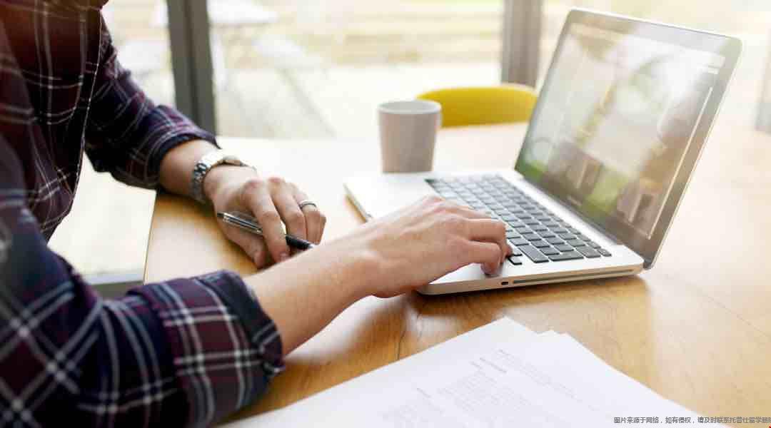 美國大學(xué)ED早申場景.jpg 美國大學(xué)ED早申場景.jpg