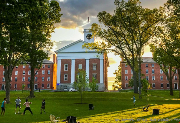 阿默斯特學院在哪個城市.png