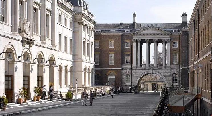 倫敦國王學院.png 倫敦國王學院.png