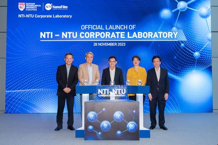 NTU和Nanofilm斥巨資成立聯合實驗室.jpg